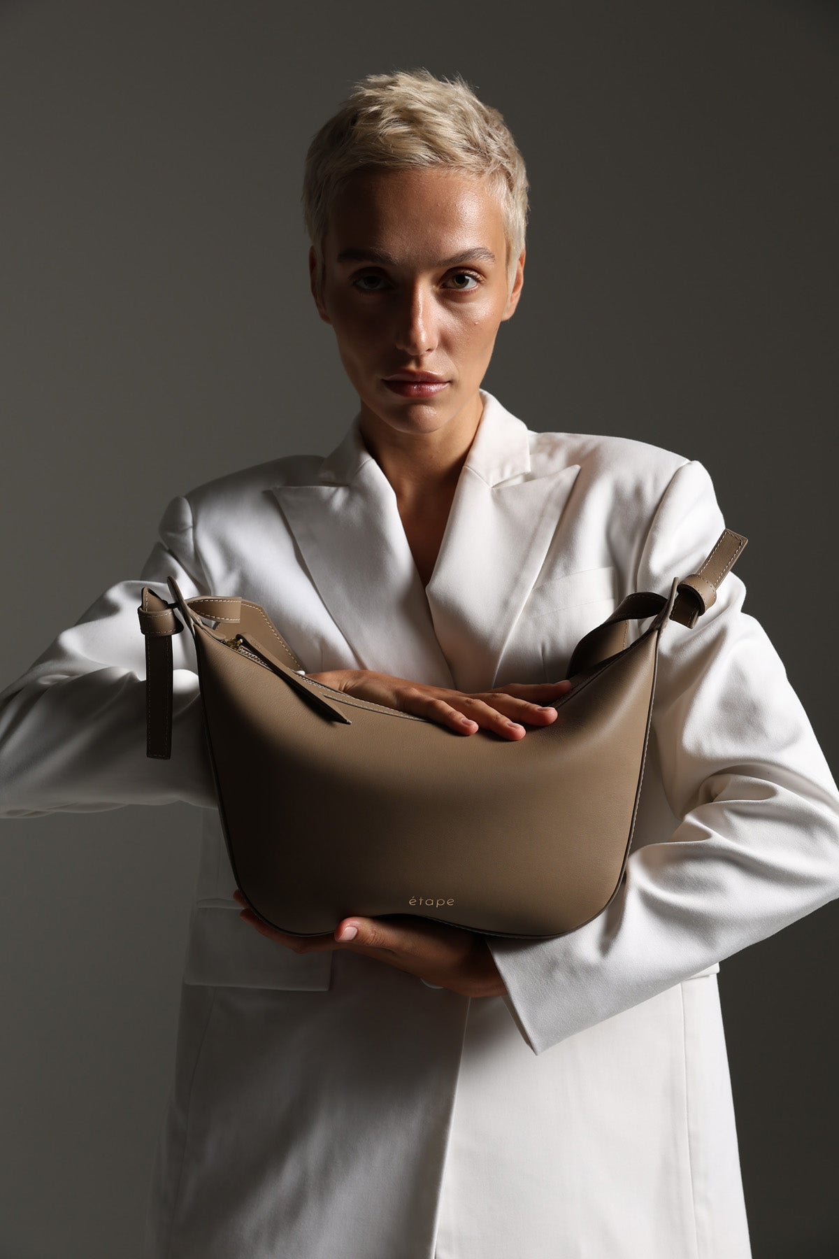 Geantă dama piele naturală Etape Croissant Grande Lait Nappa