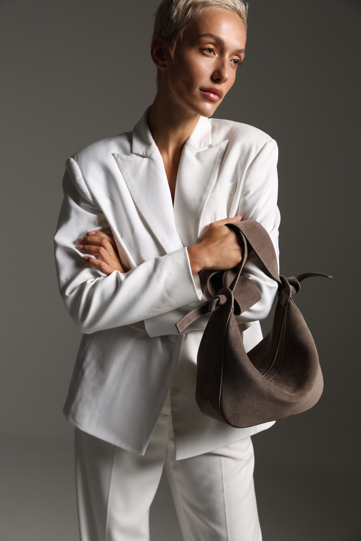Geantă dama piele naturală de căprioară Etape Croissant Grande Truffle Suede