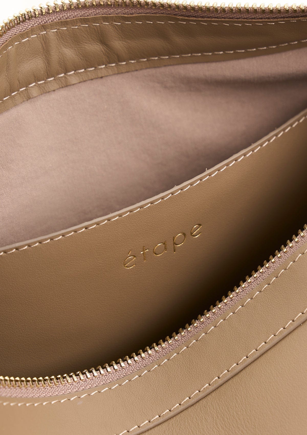 Сумка шкіряна Etape Croissant Grande Lait Nappa