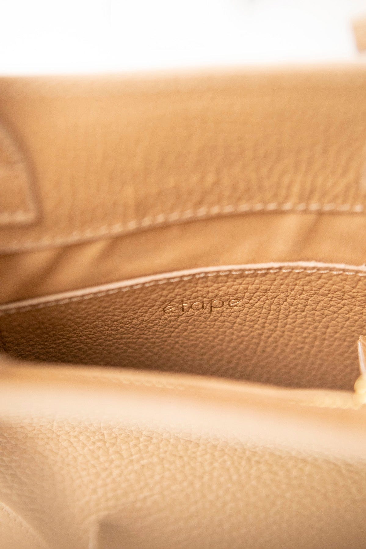 Geantă dama piele naturală Étape TOY BAG 888 СМ Cappuccino