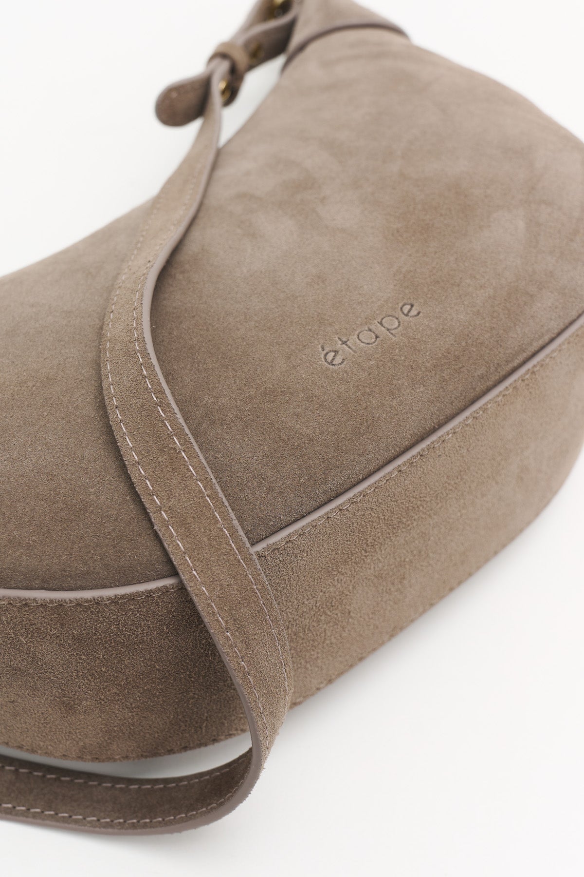 Geantă dama piele naturală de căprioară Etape Moon Truffle Suede